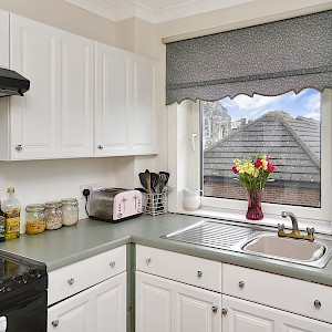 17 Golfdrum Street, Dunfermine, KY12 8EB