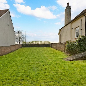 Billow Ness, Promenade, Leven, KY8 4HY