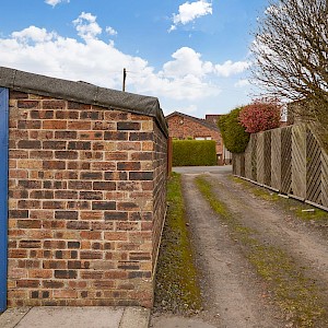 2 School Row, Dunfermline, KY12 9AY