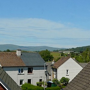 4 Hawthorn Bank, Carnock, KY12 9JS