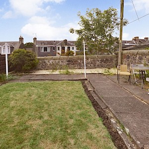 33 Brucefield Avenue, Dunfermline, KY11 4TD