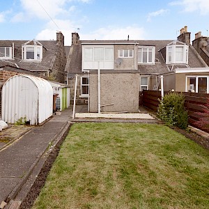 33 Brucefield Avenue, Dunfermline, KY11 4TD