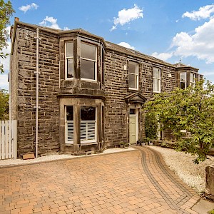 13 Park Place, Dunfermline, KY12 7QL