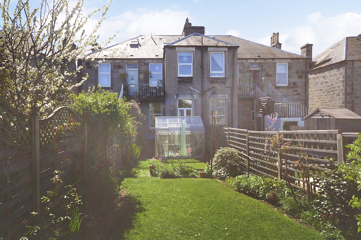 15 Cameron Street, Dunfermline, KY12 8DP