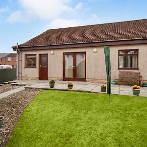 42 Greenacres, Kingseat, by Dunfermline, KY12 0RW