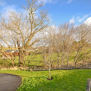 3 Carneil Gardens, Carnock KY12 9LQ