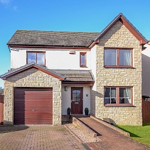 3 Carneil Gardens, Carnock KY12 9LQ