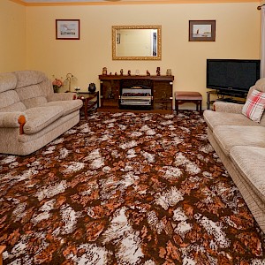25 Craigbank, Crossford, KY12 8YE