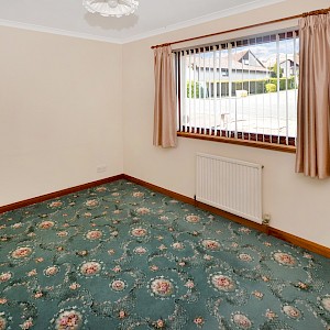 12 Neidpath Place, Dunfermline, KY12 0XJ
