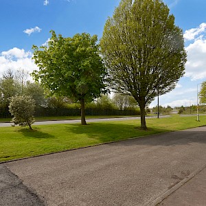 10 Blair Drive, Kelty, KY4 0DR