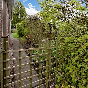 10 Blair Drive, Kelty, KY4 0DR
