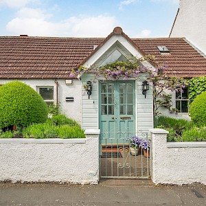Reneville, High Street, Aberdour, KY3 0SY