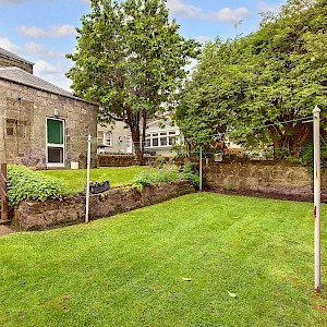 Abbeyfield, Seath House, 5 Transy Place, Dunfermline, KY12 7QN