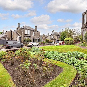 Abbeyfield, Seath House, 5 Transy Place, Dunfermline, KY12 7QN