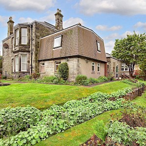 Abbeyfield, Seath House, 5 Transy Place, Dunfermline, KY12 7QN
