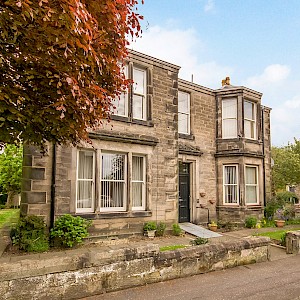 Abbeyfield, Seath House, 5 Transy Place, Dunfermline, KY12 7QN