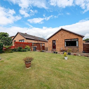 14 Carrick Drive, Dalgety Bay, KY11 9YB