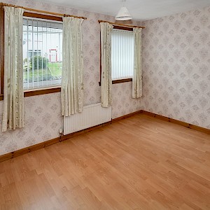 5 Almond Road, Dunfermline, KY11 4BU
