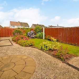 105 Pitcorthie Drive, Dunfermline, KY11 8AL