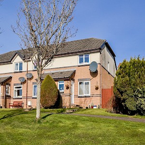 38 Kinnaird Place, Dunfermline, KY12 0XL