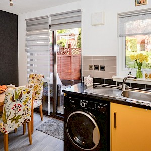 38 Kinnaird Place, Dunfermline, KY12 0XL