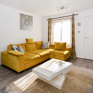 38 Kinnaird Place, Dunfermline, KY12 0XL