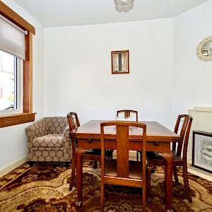 8 Sligo Street, Oakley, KY12 9RT