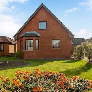 20 The Latch, Cairneyhill, KY12 8UX