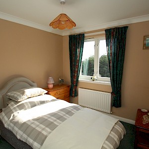 4 Tolmount Drive, Dunfermline, KY12 7YB