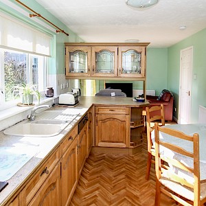 4 Tolmount Drive, Dunfermline, KY12 7YB