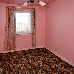 82 Dunfermline Road, Crossgates, by Dunfermline, Fife, KY4 8AS