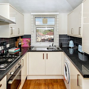 65 Victoria Terrace, Dunfermline, KY12 0LT NEW