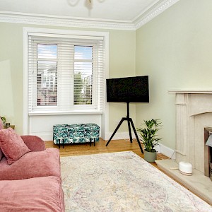 65 Victoria Terrace, Dunfermline, KY12 0LT NEW