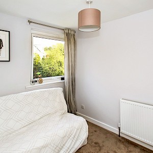 4 Hawthorn Bank, Carnock, KY12 9JS X