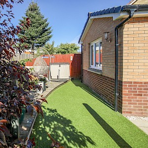 5 Birnam Gardens, Dunfermline, KY11 8FQ