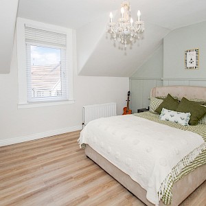 4 Wyckliffe, Dunfermline, KY12 9BA