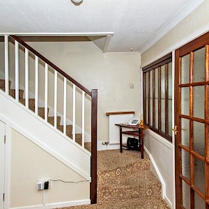 62 Droverhall Avenue, Crossgates, KY4 8BN