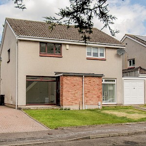 92 Moray Park, Dalgety Bay, KY11 9UN