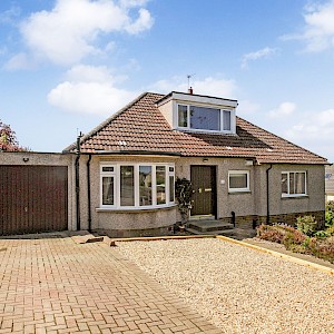 49 Garvock Terrace, Dunfermline, KY12 7UP